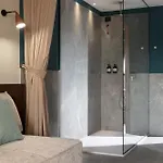 Hotel Visionair & 4*