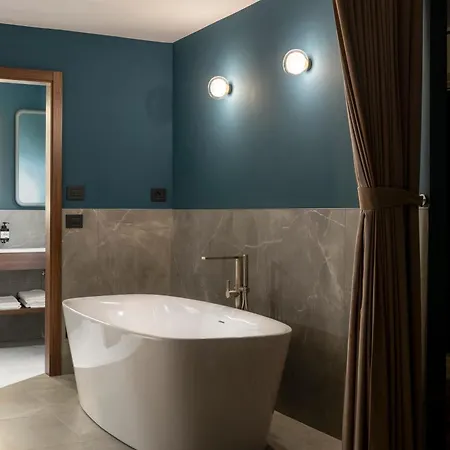 Hotel Visionair & 4*