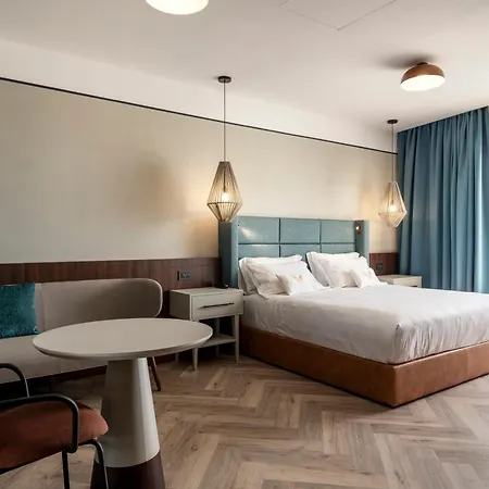 Visionair & 4* Senigallia