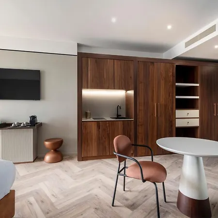 Hotel Visionair & 4*