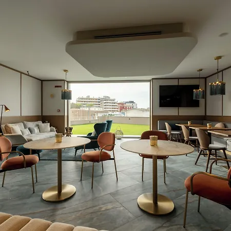 Hotel Visionair &