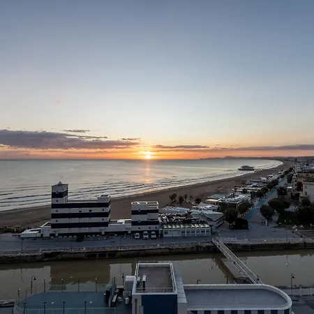 Hotel Visionair & 4*