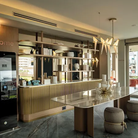 Hotel Visionair & Senigallia