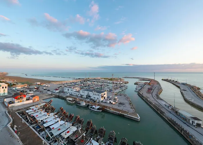 Visionair & Szálloda Senigallia