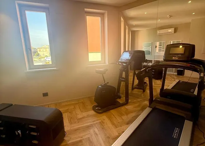 Visionair & Szálloda 4*